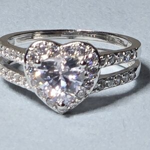 Heart-Shaped Silver Ring with Crystal Accents Size 8.5